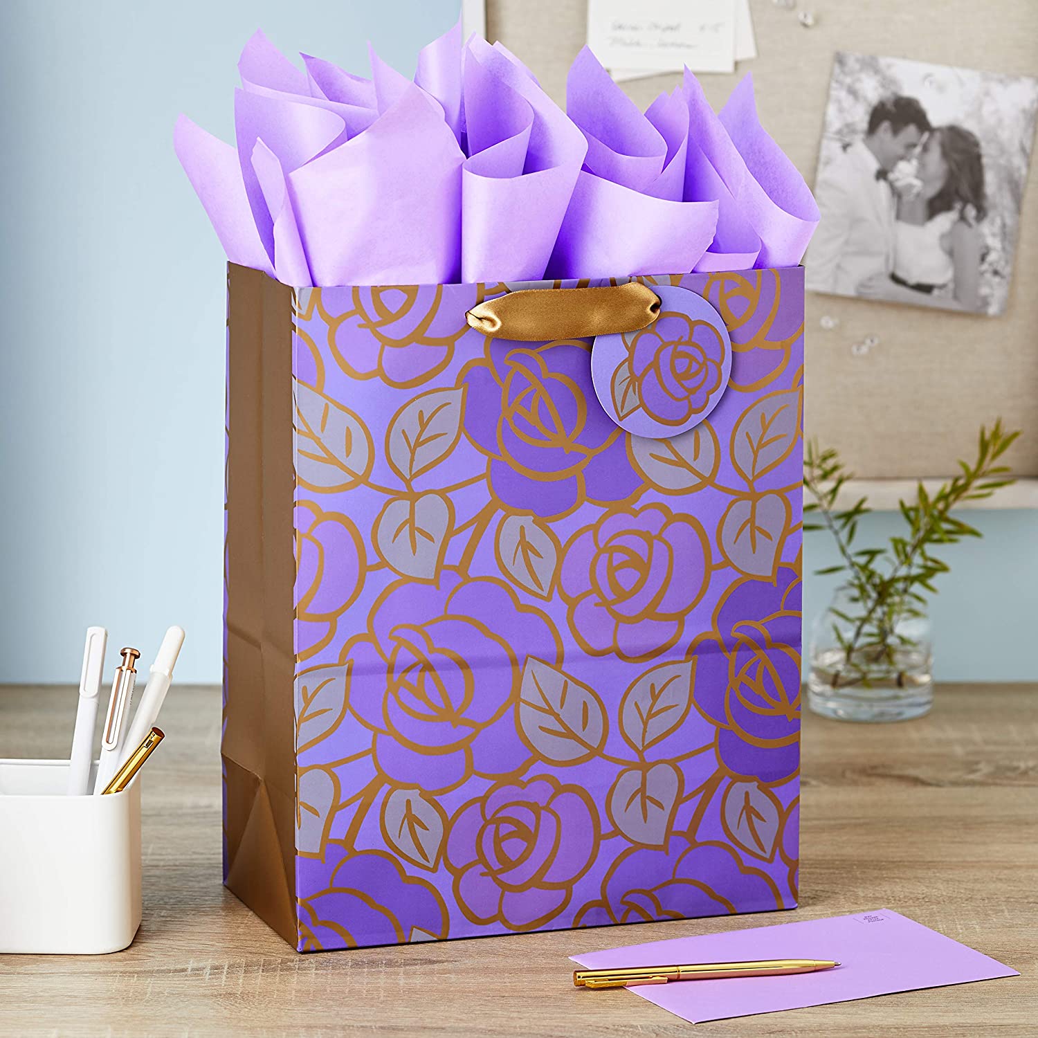 A Thoughtful Treat in an Adorable Mother’s Day Gift Bag!